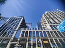 北京朝陽朝外大街 高性價比廣告位日租僅5-7元/平方米